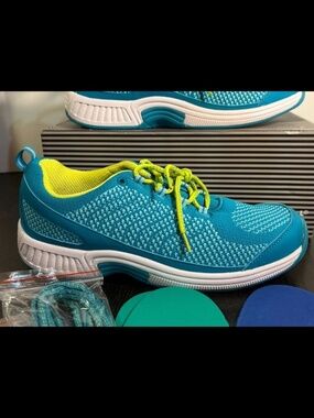 Orthofeet Coral Othopedic Walking Shoes Sneakers Turquoise Womans Size 11.5B